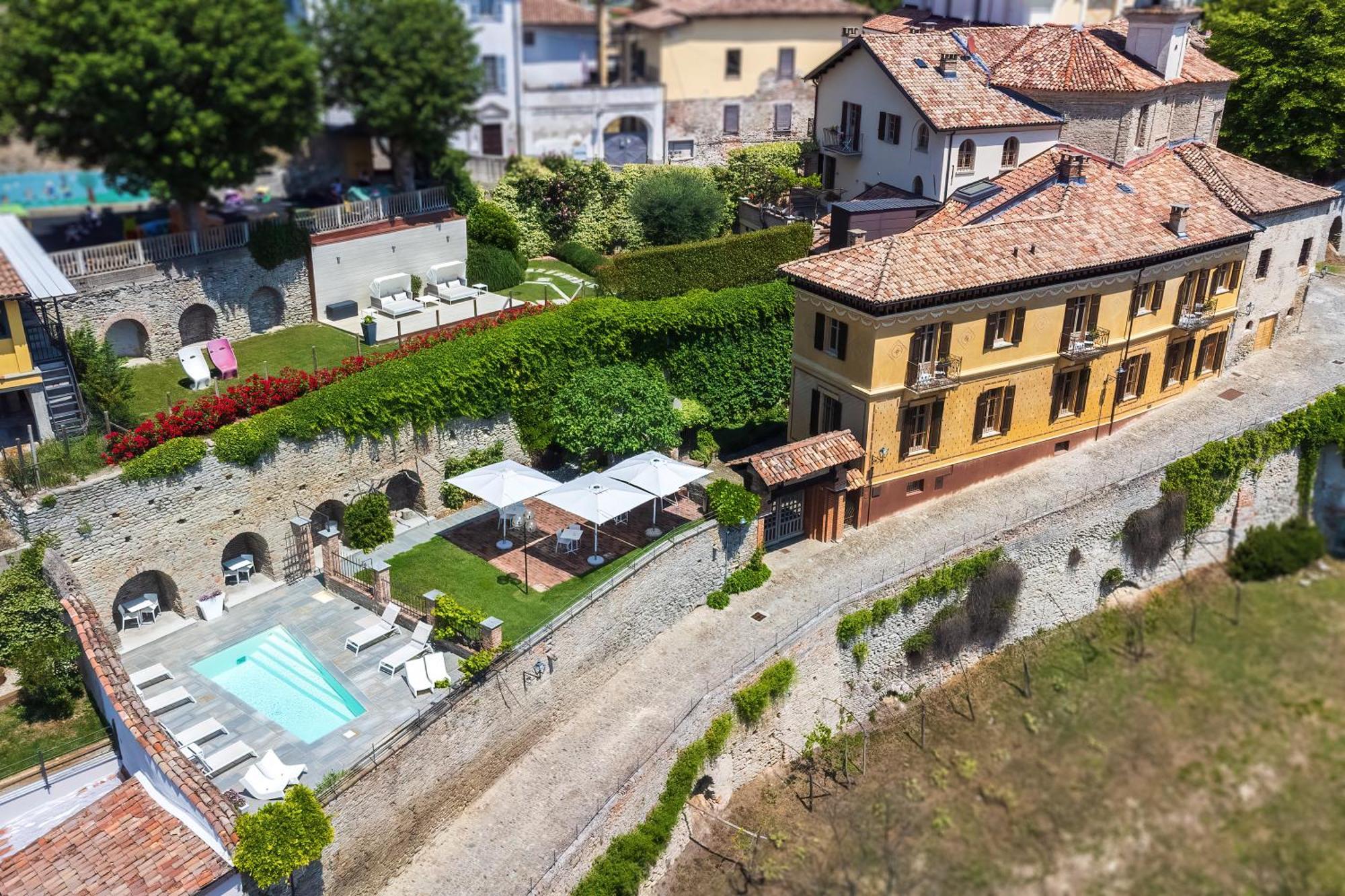 Relais Villa Del Borgo Canelli Eksteriør bilde